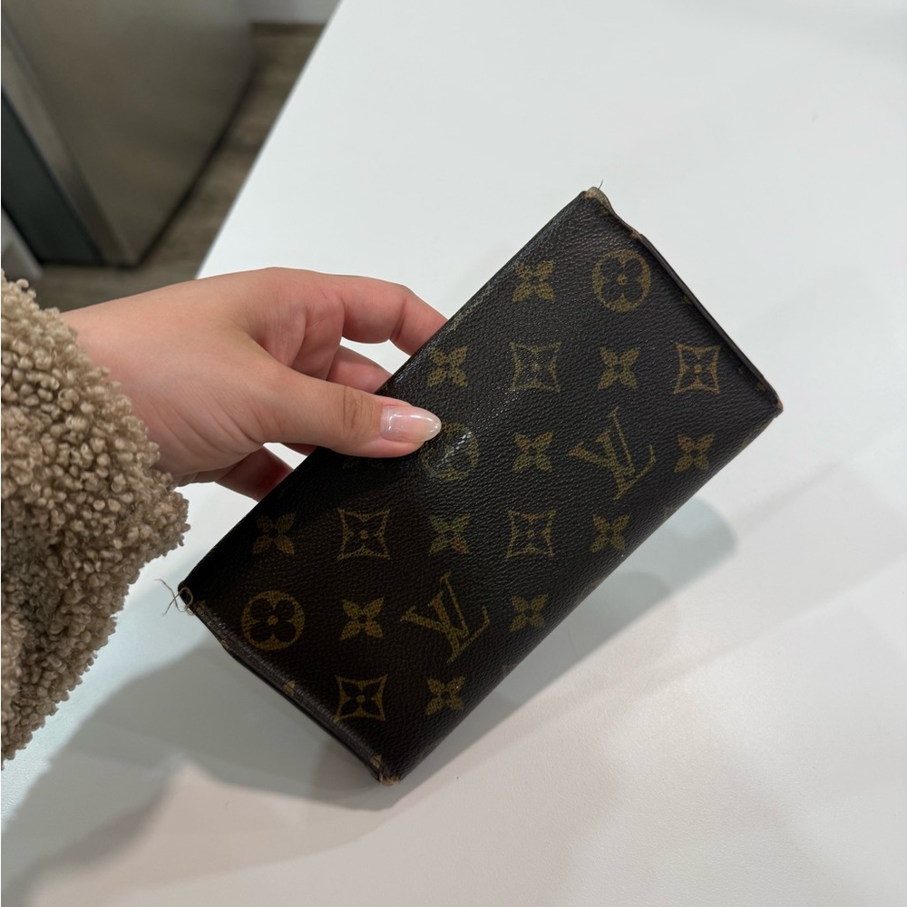 Louis Vuitton Brown Monogram Wallet - Picture 3 of 13